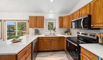 1000 E Maywood St, Brandon, SD 57005