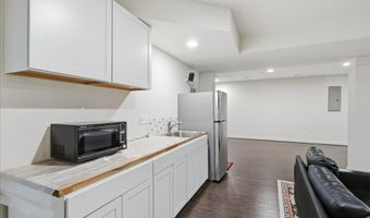 22908 N BROWN Sq, Ashburn, VA 20148