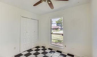 5220 Gibson Dr, The Colony, TX 75056