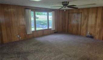 18916 166th St, Basehor, KS 66007