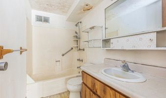 1720 Huna St B206, Honolulu, HI 96817