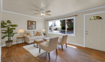 3279 ORIOLE St, Springfield, OR 97477