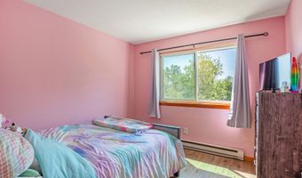 565 Clark Ave APT 17, Bristol, CT 06010
