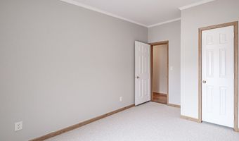 3 Windsor Dr, Alfred, ME 04002