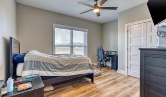 132 McCutchen Ct, Auburn, KY 42206
