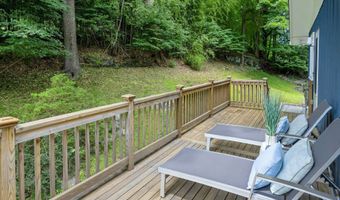 3 Andrews Dr, Darien, CT 06820