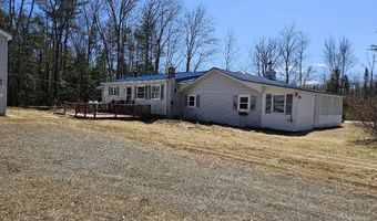 713 Mcgrath Pond Rd, Belgrade, ME 04917