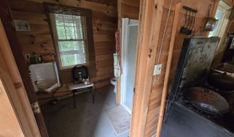 237 Upper Maloney Rd, Brookfield, VT 05036