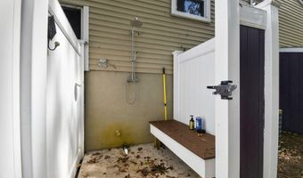 1252 CREEK Dr, Annapolis, MD 21403
