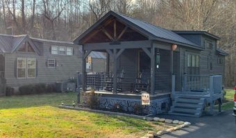 121 Lazy Bear Trl, Andrews, NC 28901