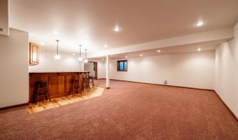 27 Hilltop Drive Dr, Buffalo, WY 82834