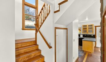 2026 Ashland Mine Rd, Ashland, OR 97520