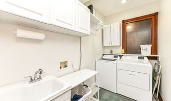 1981 Water Oak Way, Avon, IN 46123