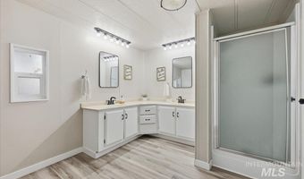 445 S Maple Grove Rd #15, Boise, ID 83709