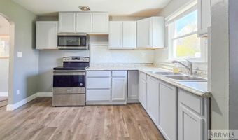 310 Louise Dr, Arco, ID 83213
