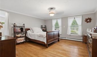 1070 Tarkiln Rd, Burrillville, RI 02830