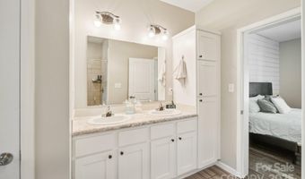 10 Memory Ln, Arden, NC 28704