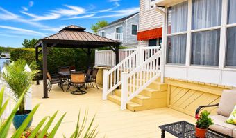 88 Storm Jib Ct, Bayville, NJ 08721