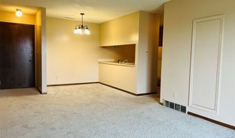 2121 Greene St, Adel, IA 50003