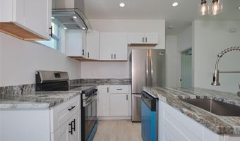 23031 Roundtree Ave, Alva, FL 33920