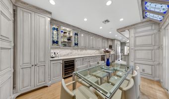 12325 Ridge Cir, Los Angeles, CA 90049