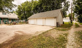 509 NW 5th St, Abilene, KS 67410