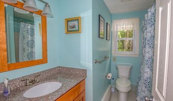 1317 Suffield St, Agawam, MA 01001