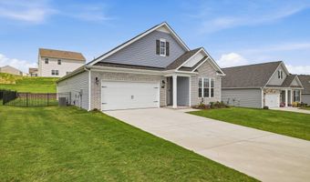 607 Pine Dune Ln, Aberdeen, NC 28315