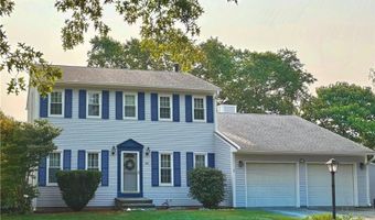 28 Mast Ct, Middletown, RI 02842