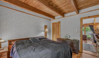 2054 Whitefield Rd, Bethlehem, NH 03574