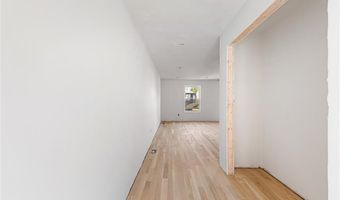 7 Kinsman St, Cumberland, RI 02864