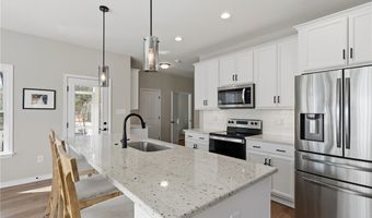 2218 Silver St, Aylett, VA 23009