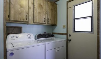 450 W SUNWEST Dr 18, Casa Grande, AZ 85122