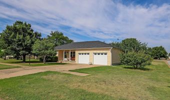311 WILKERSON Ave, Groom, TX 79039