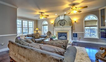 39 Lasky Rd, Beacon Falls, CT 06403