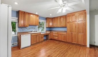 236 Strese Ln, Apple Valley, MN 55124