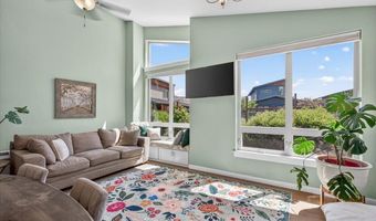 106 Dunn Cir, Ashland, OR 97520