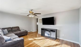 29 Dix Ave, Johnston, RI 02919
