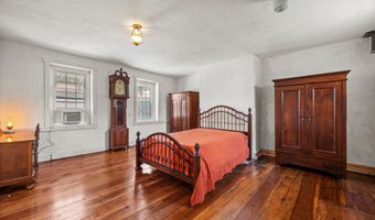 4 N GREENWICH St, Alloway, NJ 08001