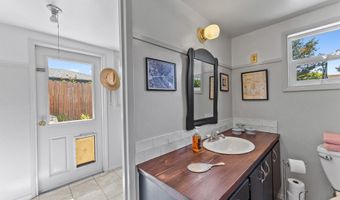 311 MAPLE St, Brookings, OR 97415