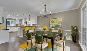 835 Lakeshore Dr NW, Berkeley Lake, GA 30096