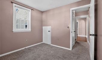 3912 Lake Rd W, Ashtabula, OH 44004