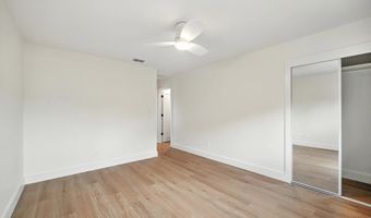 573 AQUATIC Dr, Atlantic Beach, FL 32233