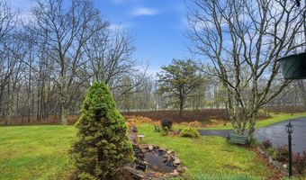 10 Farmer Ct, Albrightsville, PA 18210