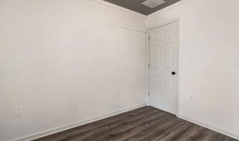 2429 S FRONT St, Allentown, PA 18103