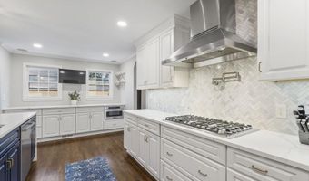 97 Huntington Rd, Atlanta, GA 30307