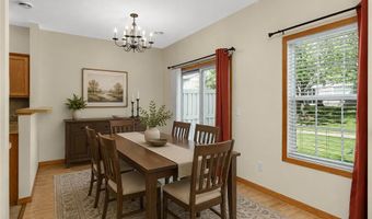 6869 Folkestone Rd 614, Apple Valley, MN 55124