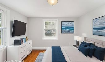32 Rosemere Dr, East Providence, RI 02914