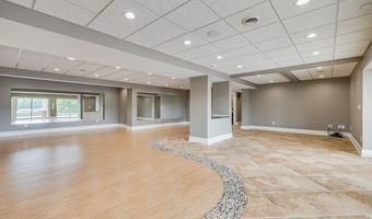 20484 Lake Rd, Abingdon, VA 24211