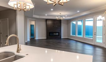 727 E Lexington Ln, Andover, KS 67002